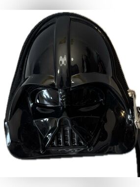 Star Wars Loungefly Darth Vader Wristlet Wallet Black Patent